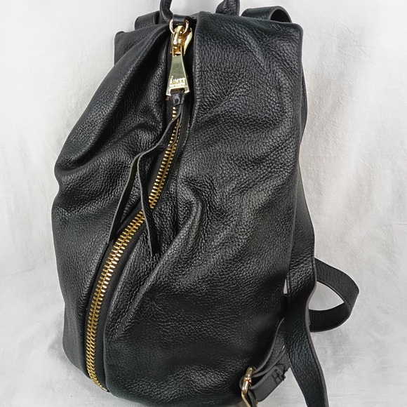 Aimee Kestenberg Tamitha Black Pebbled Leather Center Zip Backpack Gold Hardware - Picture 3 of 10